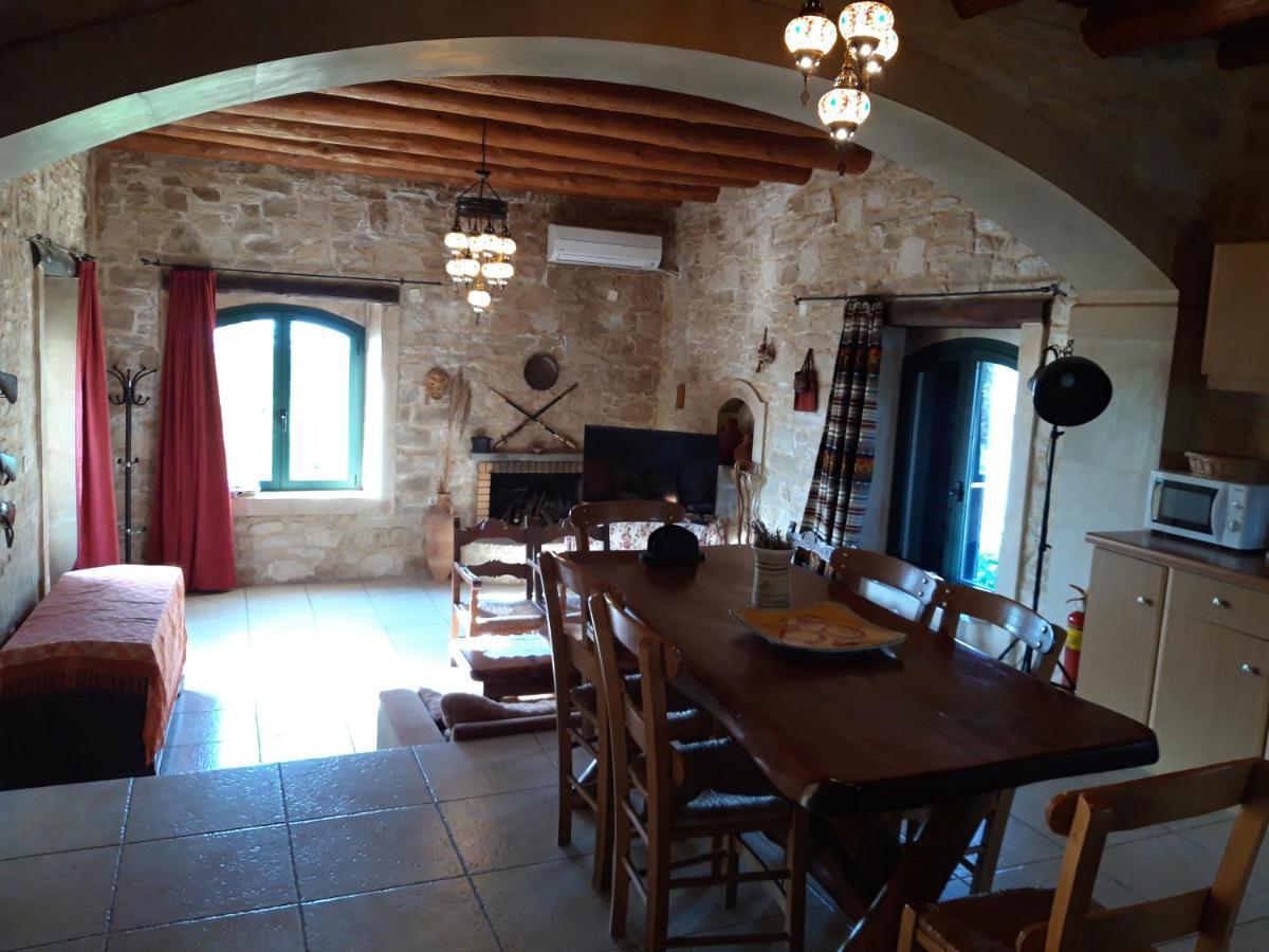 Villa Aloni Margarítai Eksteriør bilde